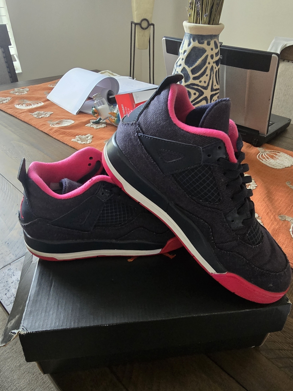 Michael Jordon Black and Hot Pink Low-Top Fashion Sneakers Size 3